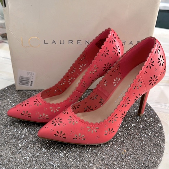 LC Lauren Conrad Shoes - LC heel size 8 new with box Color is Coral not orange.